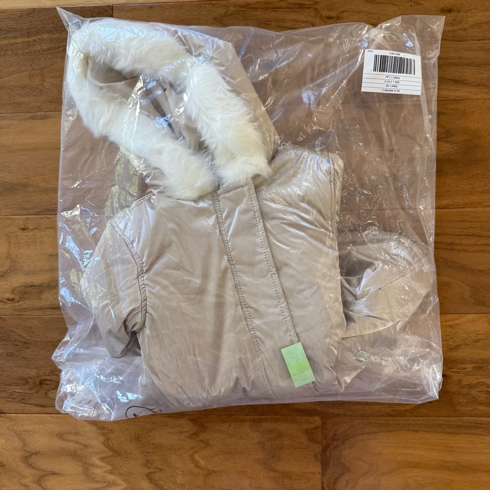 Brand New Janie & Jack Toddler Girl Gold Metallic Puffer Coat, Size 3-4, NWT - Picture 5 of 5